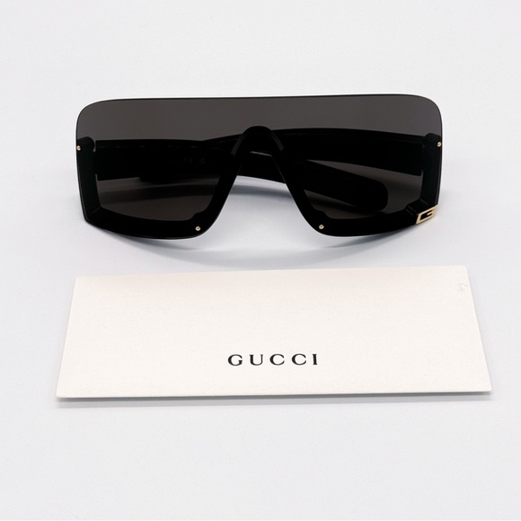 NEW GUCCI GG1637S 003 OVERSIZED BLACK MASK WOMEN SUNGLASSES GUCCI - Picture 13 of 14